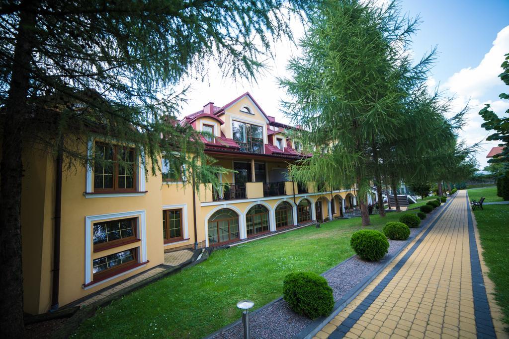 Hotel Antoni Tomaszów Lubelski Exterior foto